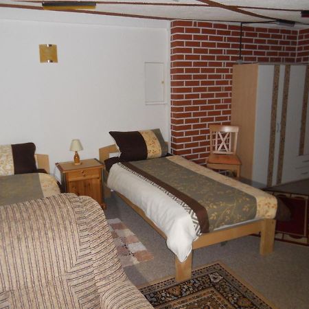 Familienpension Erfurt Buitenkant foto