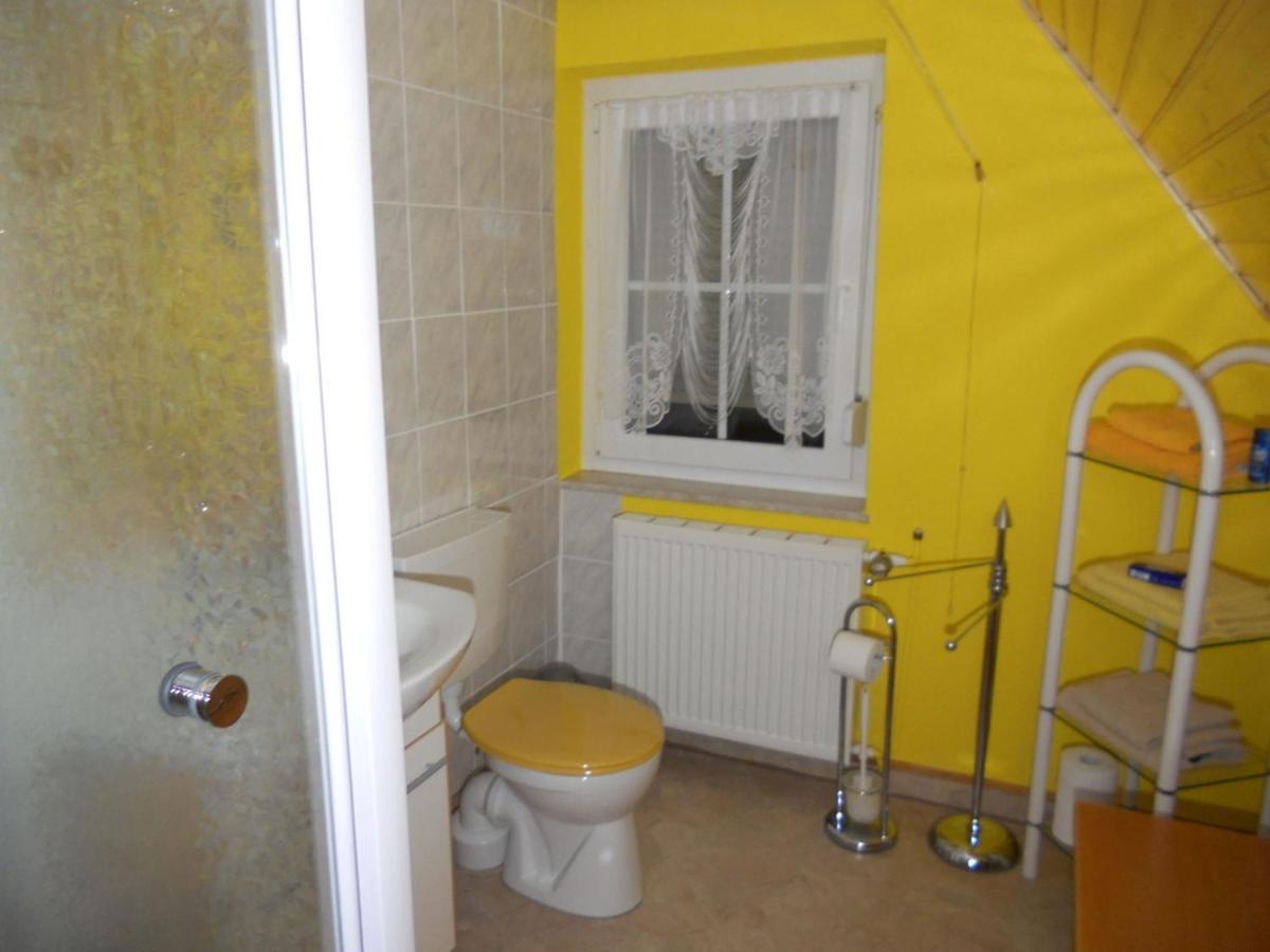 Familienpension Erfurt Buitenkant foto